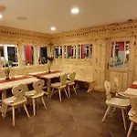 Bigger Hof - Wirtshaus Platzhirsch Am Jahnplatz