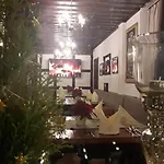Bigger Hof - Wirtshaus Platzhirsch Am Jahnplatz Hotel 3*