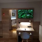 Bigger Hof - Wirtshaus Platzhirsch Am Jahnplatz 3*