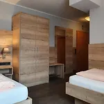 Hotel Bigger Hof - Wirtshaus Platzhirsch Am Jahnplatz