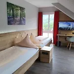 Hotel Bigger Hof - Wirtshaus Platzhirsch Am Jahnplatz Olsberg