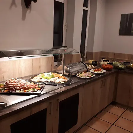 Bigger Hof - Wirtshaus Platzhirsch Am Jahnplatz Hotel Olsberg