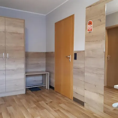 Bigger Hof - Wirtshaus Platzhirsch Am Jahnplatz Hotel Olsberg