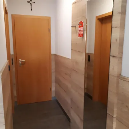 Bigger Hof - Wirtshaus Platzhirsch Am Jahnplatz 3* オルスベルク