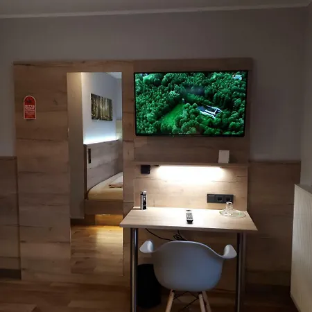 Bigger Hof - Wirtshaus Platzhirsch Am Jahnplatz 3*