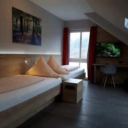 Bigger Hof - Wirtshaus Platzhirsch Am Jahnplatz Hotel