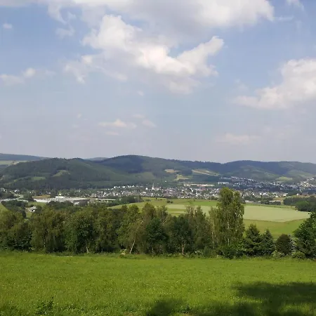 Bigger Hof - Wirtshaus Platzhirsch Am Jahnplatz 3*