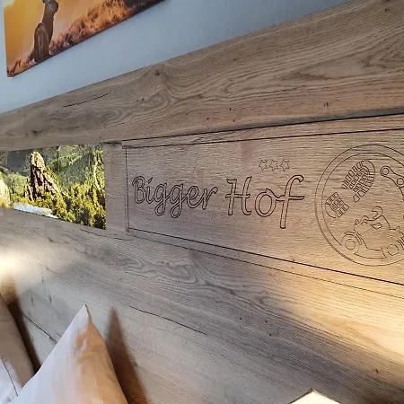 Bigger Hof - Wirtshaus Platzhirsch Am Jahnplatz ホテル オルスベルク