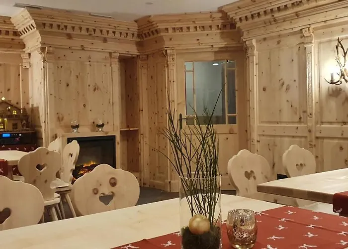 Bigger Hof - Wirtshaus Platzhirsch Am Jahnplatz 3*