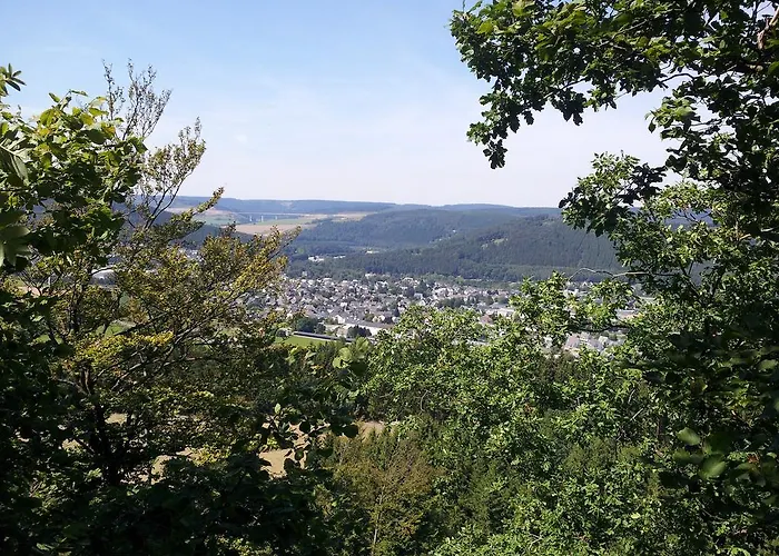 Bigger Hof - Wirtshaus Platzhirsch Am Jahnplatz 올스버그
