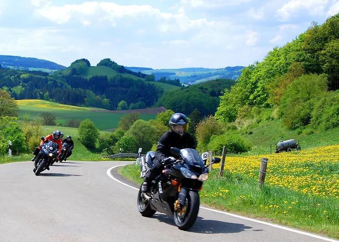 Hotel Bigger Hof - Wirtshaus Platzhirsch Am Jahnplatz 3*