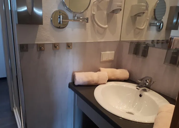 Bigger Hof - Wirtshaus Platzhirsch Am Jahnplatz