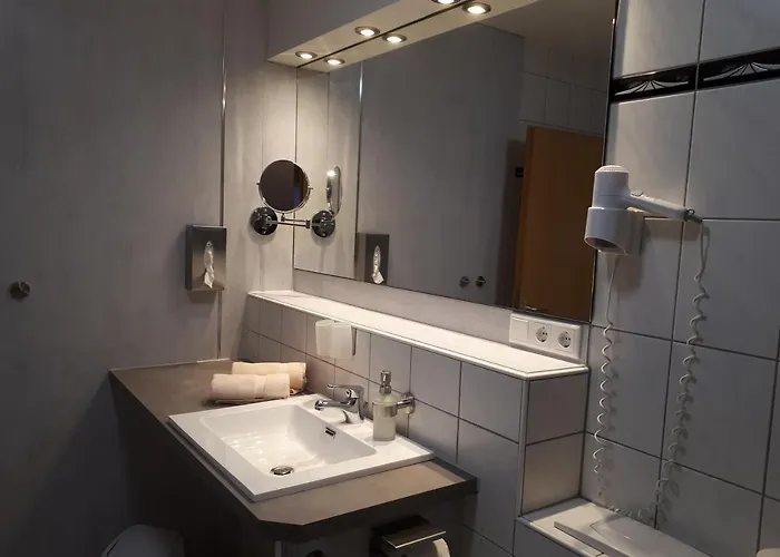 Bigger Hof - Wirtshaus Platzhirsch Am Jahnplatz