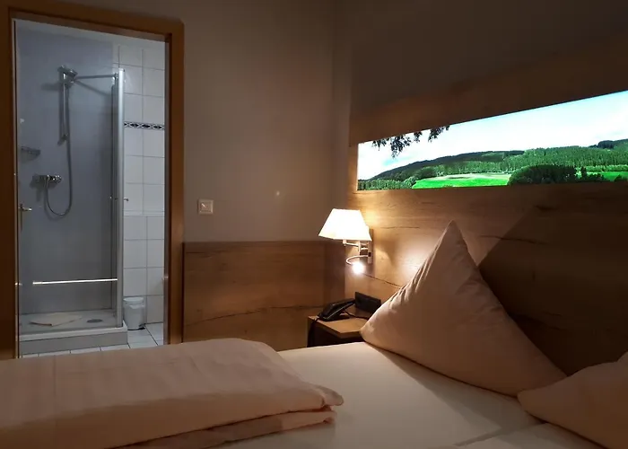 Bigger Hof - Wirtshaus Platzhirsch Am Jahnplatz 3*