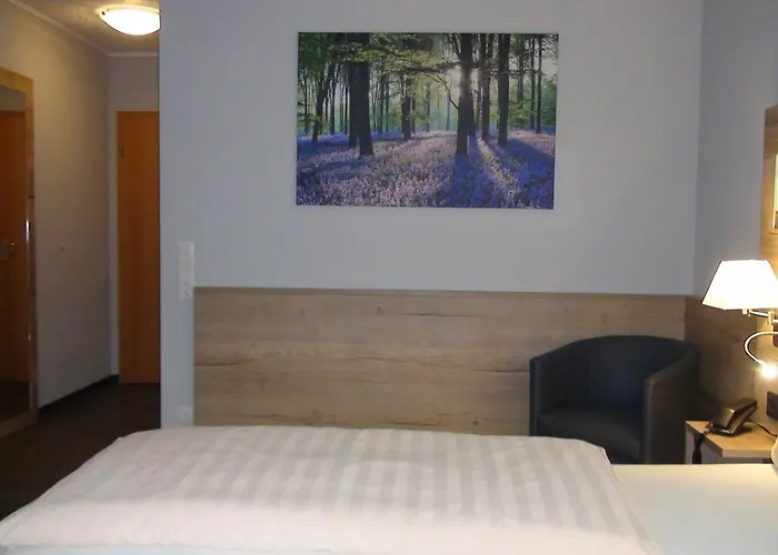 Bigger Hof - Wirtshaus Platzhirsch Am Jahnplatz 3*