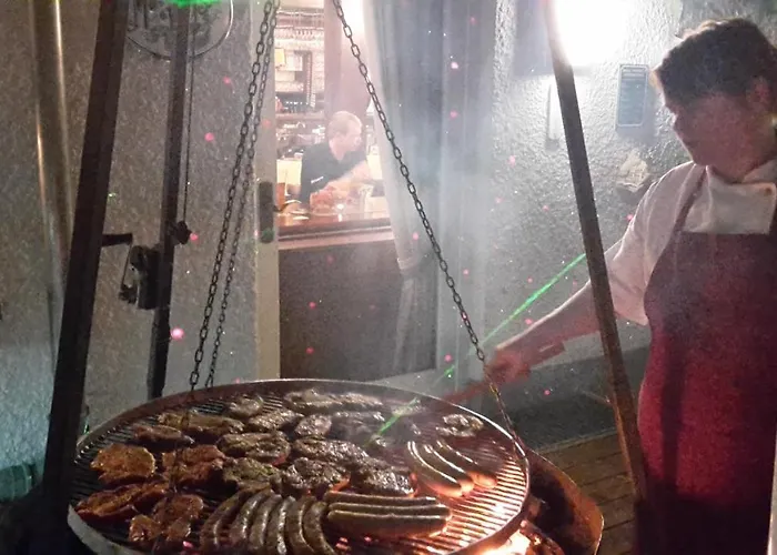 Bigger Hof - Wirtshaus Platzhirsch Am Jahnplatz Olsberg