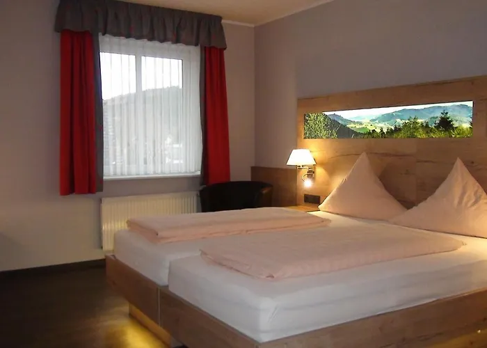 Bigger Hof - Wirtshaus Platzhirsch Am Jahnplatz