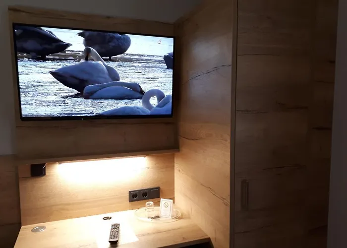 Bigger Hof - Wirtshaus Platzhirsch Am Jahnplatz מלון 3*