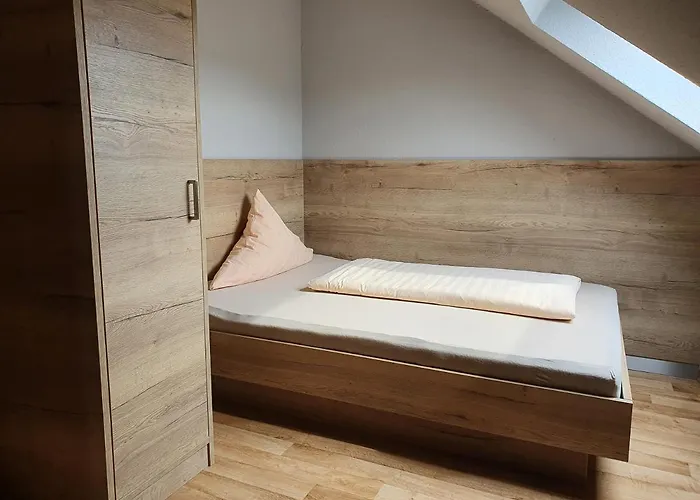 호텔 Bigger Hof - Wirtshaus Platzhirsch Am Jahnplatz 3*