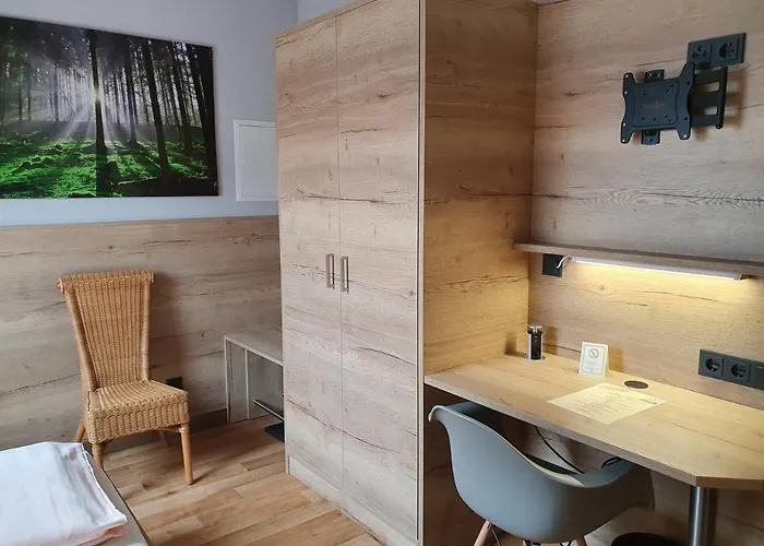 Bigger Hof - Wirtshaus Platzhirsch Am Jahnplatz 호텔